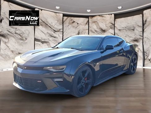 Used 2016 Chevrolet Camaro SS RWD image 3