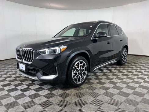 Used 2025 BMW X1 xDrive28i w/ Technology Package image 13