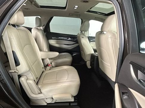 Used 2018 Buick Enclave Essence w/ Trailering Package FWD image 29
