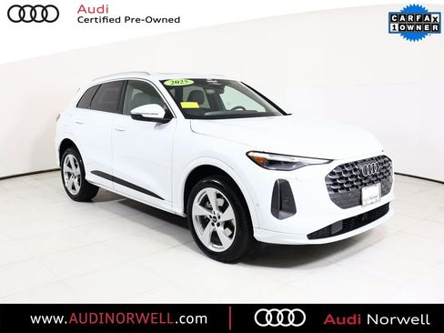 Certified 2025 Audi Q5 2.0T Premium Plus w/ Premium Plus image 1