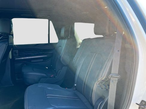 Used 2023 Ford Expedition Platinum AWD/4WD image 26