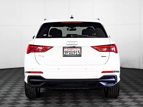 Certified 2024 Audi Q3 2.0T Premium w/ Convenience Package image 14