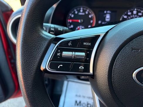 Used 2020 Kia Forte LXS FWD image 22
