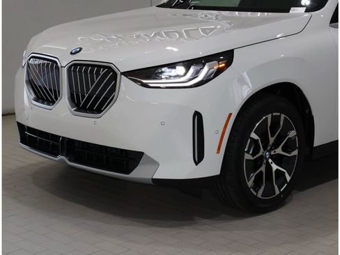 Used 2026 BMW X3 xDrive30i w/ Convenience Package AWD/4WD image 2