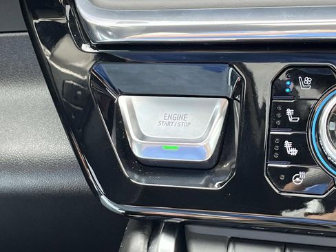 Used 2024 GMC Sierra 1500 Denali Ultimate image 36