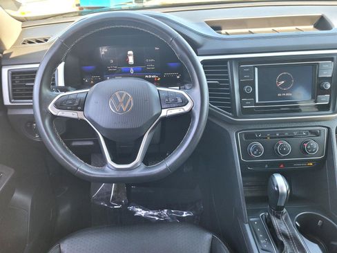 Used 2023 Volkswagen Atlas SE FWD image 17