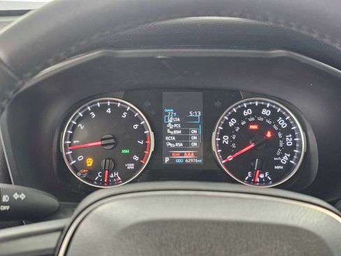 Used 2022 Toyota RAV4 XLE Premium image 46