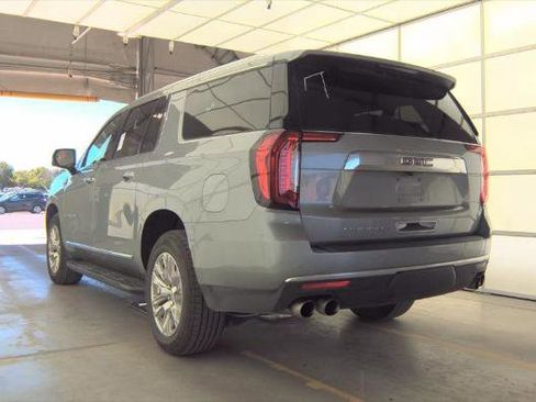 Used 2024 GMC Yukon XL Denali image 6