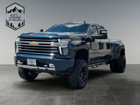 Used 2021 Chevrolet Silverado 3500 High Country AWD/4WD image 1