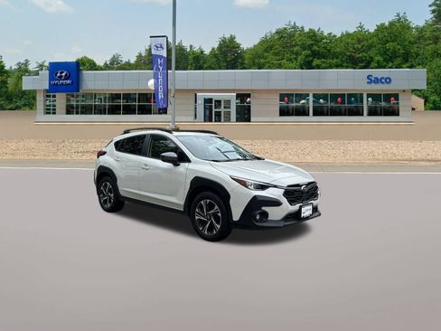 Used 2024 Subaru Crosstrek 2.0i Premium AWD/4WD image 4