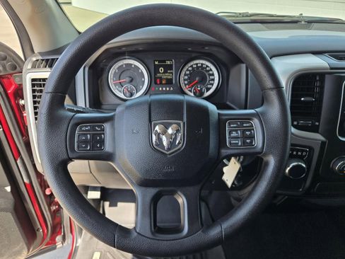 Used 2020 RAM 1500 Classic SLT RWD image 16