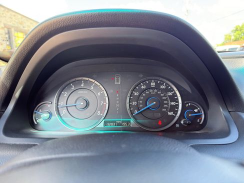 Used 2011 Honda Crosstour EX-L image 11
