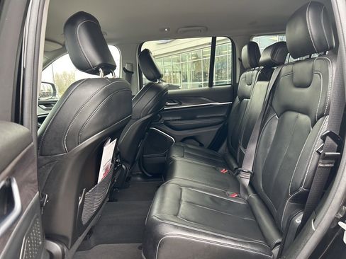 Certified 2022 Jeep Grand Cherokee Limited image 10