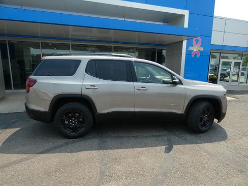 Certified 2023 GMC Acadia AT4 w/ Technology Package AWD/4WD image 2