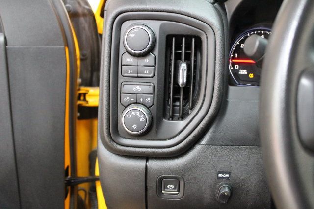 Used 2019 Chevrolet Silverado 1500 W/T w/ WT Convenience Package AWD/4WD image 15