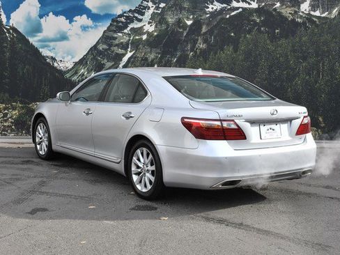 Used 2010 Lexus LS 460 AWD image 9