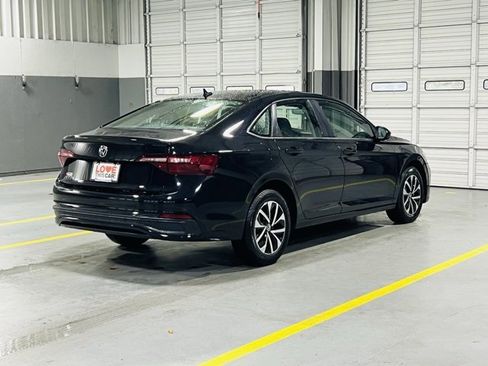Used 2024 Volkswagen Jetta S image 15
