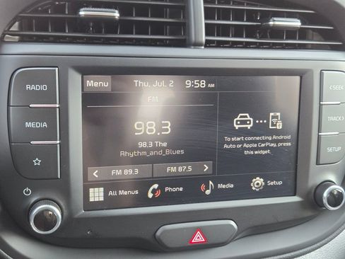 Certified 2025 Kia Soul LX w/ LX Technology Package FWD image 26