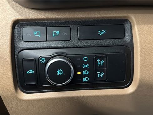 Used 2023 Ford F350 Lariat w/ Lariat Ultimate Package image 16