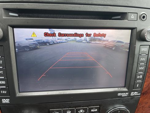 Used 2012 Chevrolet Tahoe LTZ AWD/4WD image 21