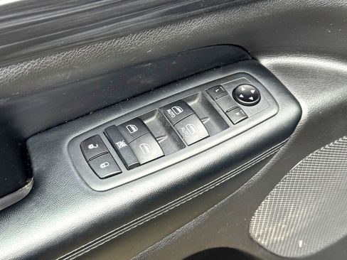 Used 2020 Jeep Grand Cherokee Altitude image 15