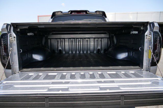 Used 2019 Toyota Tundra Limited w/ Limited Premium Package AWD/4WD image 35