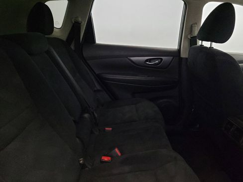 Used 2016 Nissan Rogue SV w/ SV Premium Package AWD/4WD image 19