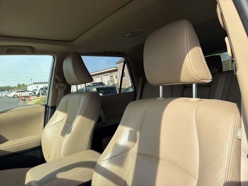 Used 2021 Toyota 4Runner Limited image 9