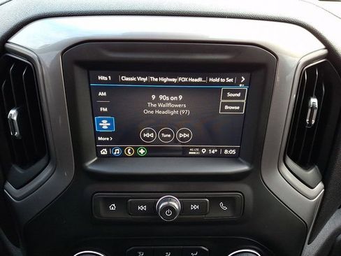 Used 2022 Chevrolet Silverado 1500 Custom image 17