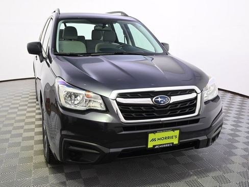 Used 2018 Subaru Forester 2.5i w/ Alloy Wheel Package image 9