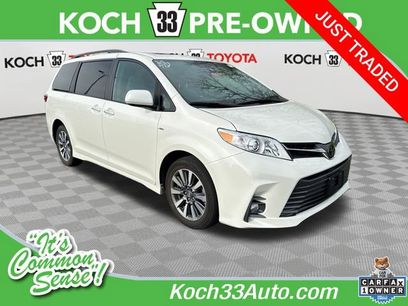 Used 2020 Toyota Sienna XLE w/ XLE Navigation Package
