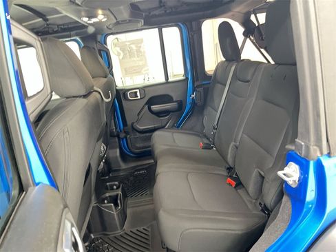 Used 2021 Jeep Wrangler Unlimited Sport image 22