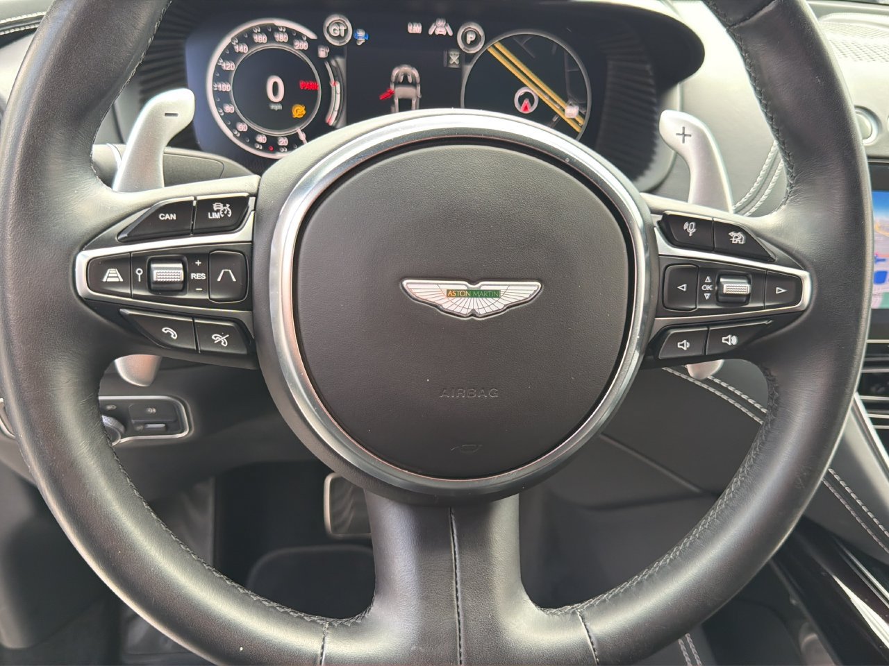 Used 2024 Aston Martin DBX AWD/4WD image 25