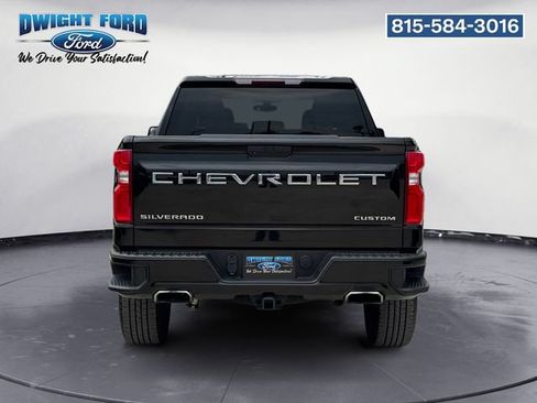 Used 2020 Chevrolet Silverado 1500 Custom Trail Boss w/ Custom Convenience Package AWD/4WD image 4