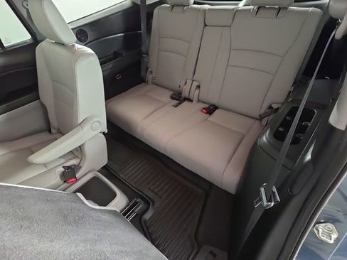 Used 2019 Honda Pilot Elite image 37