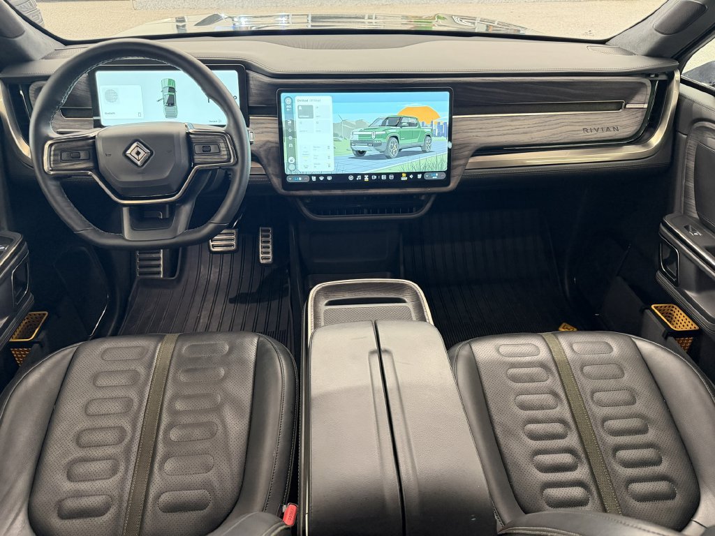 Used 2022 Rivian R1T Adventure AWD/4WD image 12