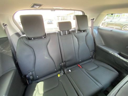 New 2026 Kia Carnival SX Prestige image 32