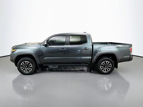 Used 2022 Toyota Tacoma TRD Sport image 4
