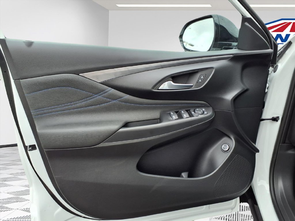 New 2026 Buick Envista Sport Touring w/ Convenience I Package FWD image 11