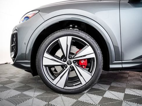 New 2025 Audi SQ5 Premium Plus image 6