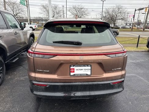 New 2025 Toyota Crown Signia image 3