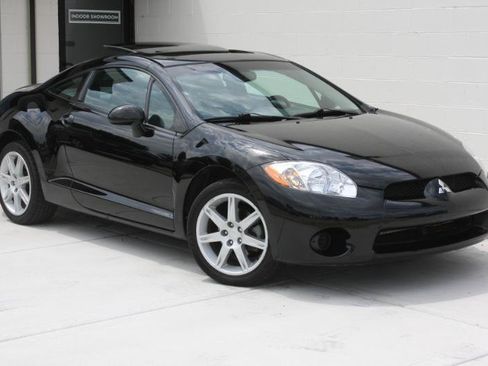 Used 2007 Mitsubishi Eclipse SE FWD image 4