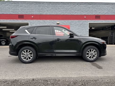 Used 2025 MAZDA CX-5 AWD 2.5 S w/ Preferred Package image 2