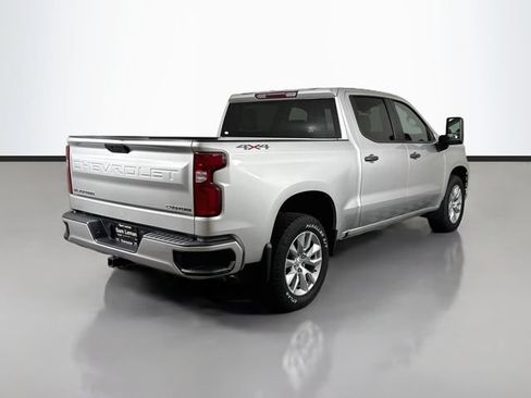 Used 2022 Chevrolet Silverado 1500 Custom w/ Safety Confidence Package AWD/4WD image 7