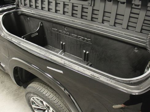 Used 2025 RAM 1500 Limited image 15