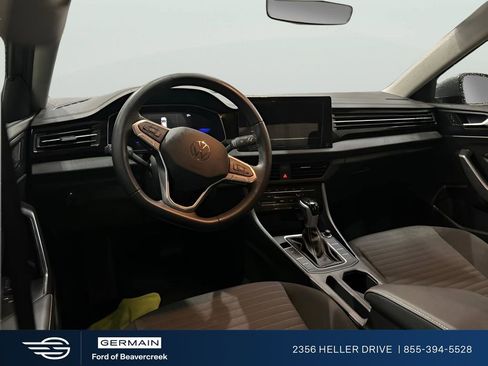 Used 2025 Volkswagen Jetta S FWD image 11