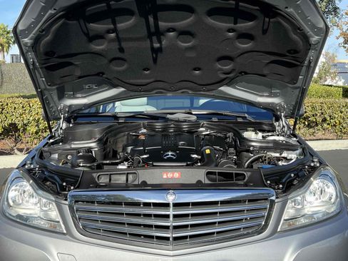 Used 2013 Mercedes-Benz C 250 Sedan w/ Premium 1 Pkg image 20