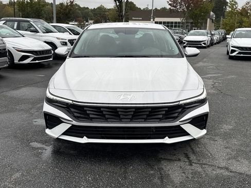 New 2026 Hyundai Elantra Blue image 2