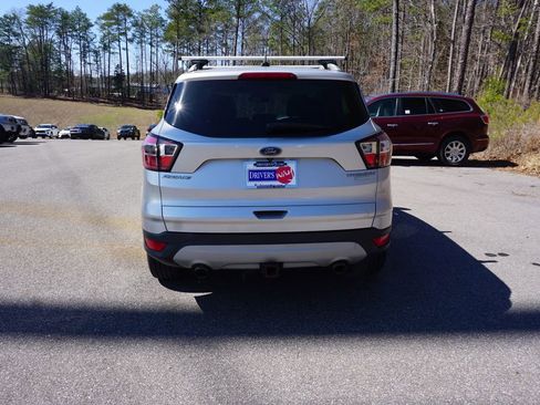 Used 2017 Ford Escape Titanium image 19
