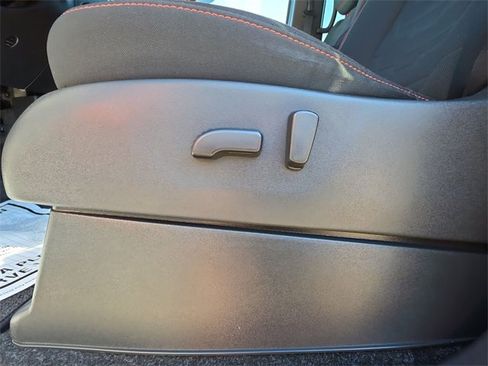 Certified 2023 Nissan Frontier PRO-4X w/ Pro Convenience Package image 12